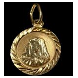 Vintage 14K Gold Virgin Mary Pendant Vintage 14K Gold Virgin Mary Pendant