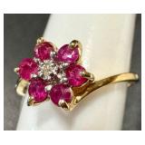 14k Gold Ruby Flower Ring, Size 6.25 14k Gold Ruby Flower Ring, Size 6.25
