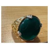 Vintage Size 8 Sterling Silver, 18k Gold, and Bronze Ring with Green Chalcedony Stone Vintage Size 8 Sterling Silver, 18k Gold, and Bronze Ring with Green Chalcedony Stone