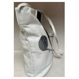 Adorable Jonathan Lee Signed White Leather Shoulder Bag with Black Cat and Yarn Applique Adorable Jonathan Lee Signed White Leather Shoulder Bag with Black Cat and Yarn Applique