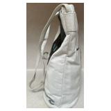 Adorable Jonathan Lee Signed White Leather Shoulder Bag with Black Cat and Yarn Applique Adorable Jonathan Lee Signed White Leather Shoulder Bag with Black Cat and Yarn Applique