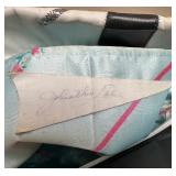 Adorable Jonathan Lee Signed White Leather Shoulder Bag with Black Cat and Yarn Applique Adorable Jonathan Lee Signed White Leather Shoulder Bag with Black Cat and Yarn Applique