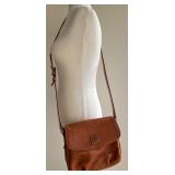 Dooney & Bourke Tan Leather Crossbody Shoulder Bag Dooney & Bourke Tan Leather Crossbody Shoulder Bag