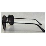 Privé Revaux Limited Edition The Showstopper Polarized Aviator Sunglasses with Case and Accessories Privé Revaux Limited Edition The Showstopper Polarized Aviator Sunglasses with Case and Accessories