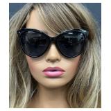 Privé Revaux The Faye Polarized Cat Eye Sunglasses with Case Privé Revaux The Faye Polarized Cat Eye Sunglasses with Case