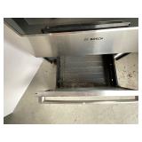 Bosh 30" Stainless Electric Range Bosh 30" Stainless Electric Range