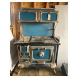 Antique Range with side water Reservoir 119cr. Blue Chome Antique Range with side water Reservoir 119cr. Blue Chome