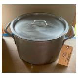 13" Alum Pot with lid 13" Alum Pot with lid