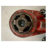 Ridgid Pipe Threader with 3/4" + 1/2" Die Ridgid Pipe Threader with 3/4" + 1/2" Die