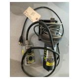 12 volt Winch & Cord 12 volt Winch & Cord