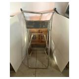 Alum outboard motor stand Alum outboard motor stand