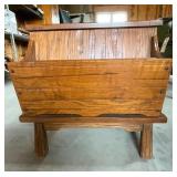 Wooden End table / Magazine rack Wooden End table / Magazine rack