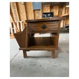Wooden End table / Magazine rack Wooden End table / Magazine rack