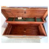 Vintage Cedar Chest  (Hane) Vintage Cedar Chest  (Hane)