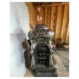 Antique Parlor Stove with Base. Brand: Favorite No 251 Antique Parlor Stove with Base. Brand: Favorite No 251