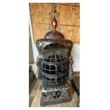 Antique Parlor Stove with Base. Brand: Favorite No 251 Antique Parlor Stove with Base. Brand: Favorite No 251