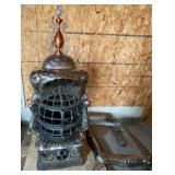 Antique Parlor Stove with Base. Brand: Favorite No 251 Antique Parlor Stove with Base. Brand: Favorite No 251