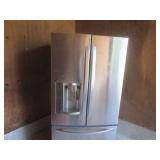 (UD2) LG Stainless Steel Refrigerat... (UD2) LG Stainless Steel Refrigerat...