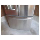 (UD2) LG Stainless Steel Refrigerat... (UD2) LG Stainless Steel Refrigerat...