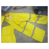 (EW2) 2 New Abel Rain Jacket and Pa... (EW2) 2 New Abel Rain Jacket and Pa...
