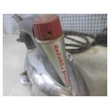 (BSB) 3 Vintage Electric Irons... (BSB) 3 Vintage Electric Irons...