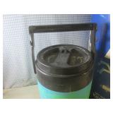 (BR3) Igloo 2 Gallon Beverage Coole... (BR3) Igloo 2 Gallon Beverage Coole...