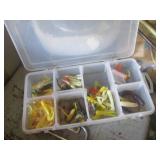 (BR2) Large Tote Full of Misc Inclu... (BR2) Large Tote Full of Misc Inclu...