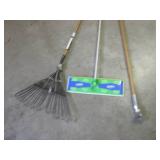 (BR2) Swiffer Mop, Yard Rake and Mo... (BR2) Swiffer Mop, Yard Rake and Mo...