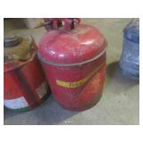 (EW4) 4 Vintage Gas/Oil Cans ... (EW4) 4 Vintage Gas/Oil Cans ...