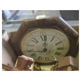 (EW5) Assorted Figures, Clock, 2 Wo... (EW5) Assorted Figures, Clock, 2 Wo...