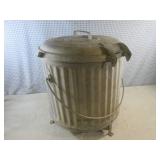 (EC1) Vintage Metal Waste/Ash Can w... (EC1) Vintage Metal Waste/Ash Can w...