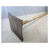 (CSB) Yardworks 10" x 10" Tamper 17... (CSB) Yardworks 10" x 10" Tamper 17...