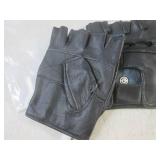 (EC1) New Pair of Leather Gloves an... (EC1) New Pair of Leather Gloves an...
