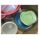 (RM4) Assorted Kitchen Items... (RM4) Assorted Kitchen Items...