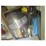 (RM1) Assorted Kitchen Items... (RM1) Assorted Kitchen Items...