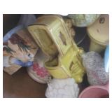 (A-2) Box of Assorted Unsorted Cera... (A-2) Box of Assorted Unsorted Cera...