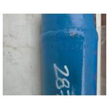 New Hydraulic ram. Approx 20 long. Dual port. As shown.