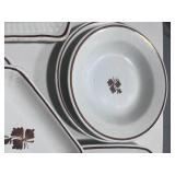 6 Pieces of Alfred Meakin Tea Leaf Serving Dishes
