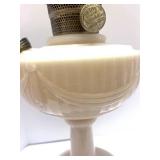 Lincoln Drape Aladdin Oil Lamp