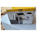 BELLA Compact-Sized 0.7 Cu. Ft. Countertop Microwave Oven - New