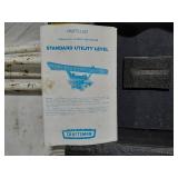 Craftsman Standard Transit Utility Level and Tripod - Unsure if Tripod goes with this transit
