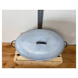 Large 17-Inch Mid-Cent Blue Speckled Farmhouse Enamelware Savory Roasting Pan Large 17-Inch Mid-Cent Blue Speckled Farmhouse Enamelware Savory Roasting Pan