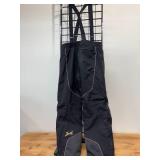 Used Men’s Large Skidoo RPM Snowmobile Bibs - Good Condition Used Men’s Large Skidoo RPM Snowmobile Bibs - Good Condition