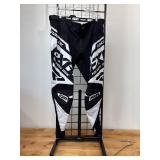 New W/O Tags Men’s Size 40 FXR Revo MX Snowmobile Racing Pants – Racing Division Snowmobile (Black/White) New W/O Tags Men’s Size 40 FXR Revo MX Snowmobile Racing Pants – Racing Division Snowmobile (Black/White)
