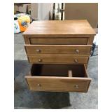 Harper & Bright Designs 27.3 in. W x 17.3 in. D x 26 in. H Modern 3-Drawer Hazel Solid Wood Nightstand    Customer Returns See Pictures