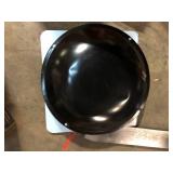 Master Flow 144 sq. in. NFA Galvanized Steel Static Dome Roof Vent in Black    Customer Returns See Pictures
