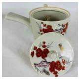 Vintage Kutaniware Japanese Tea Set - Set of 6- Red and Gold Floral Vintage Kutaniware Japanese Tea Set - Set of 6- Red and Gold Floral