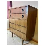Mid Century Modern 5 Drawer Highboy Dresser by Stanley Furniture Co. 1960 Mid Century Modern 5 Drawer Highboy Dresser by Stanley Furniture Co. 1960