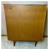 Mid Century Modern 5 Drawer Highboy Dresser by Stanley Furniture Co. 1960 Mid Century Modern 5 Drawer Highboy Dresser by Stanley Furniture Co. 1960