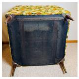 Vintage Floral Hand Upholstered Arm Chair Vintage Floral Hand Upholstered Arm Chair